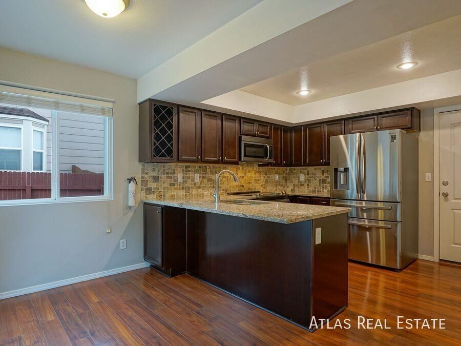 7320 Allens Park Dr - Photo 7 of 26