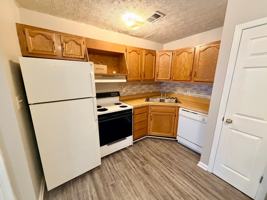 featured image of 139 Macey Ave #K