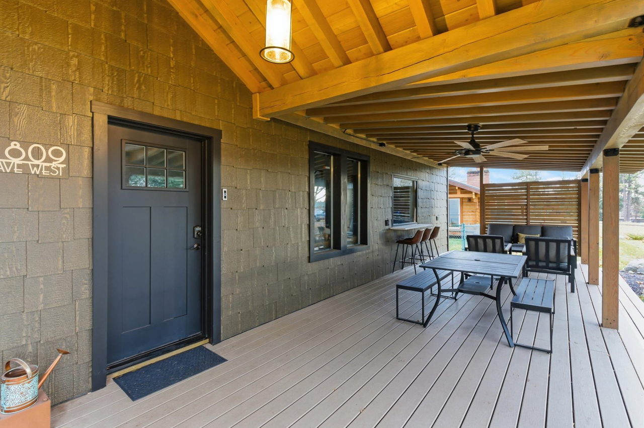 809 3rd Ave W - Photo 4 of 23