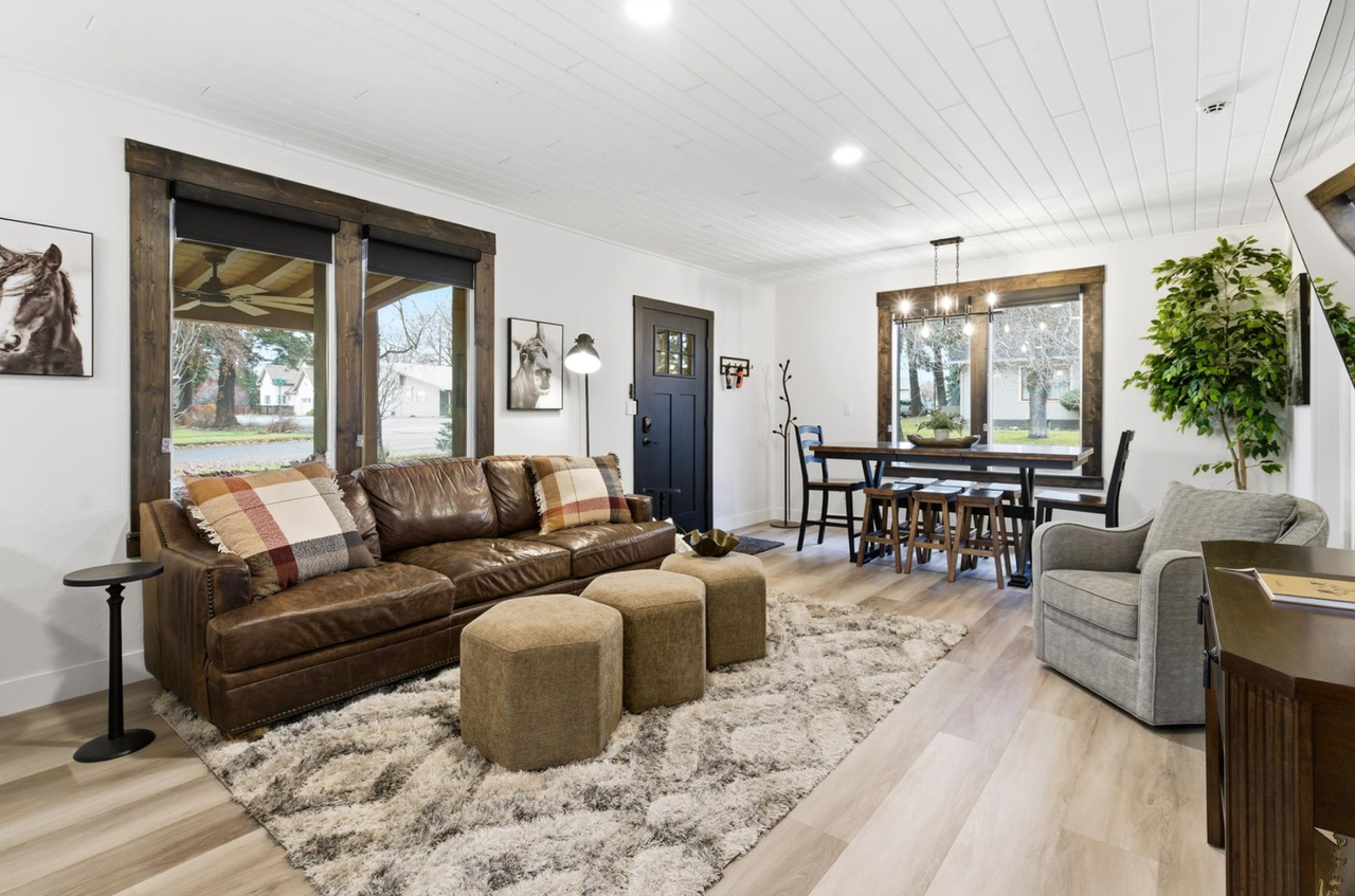 809 3rd Ave W - Photo 7 of 23