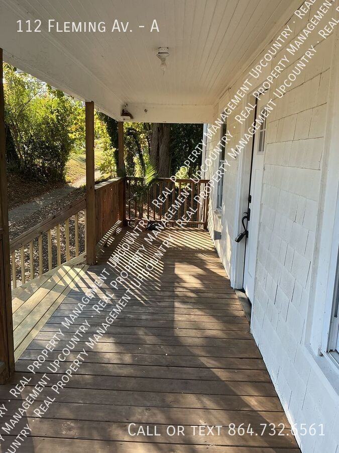 112 Fleming Ave #A - Photo 3 of 28