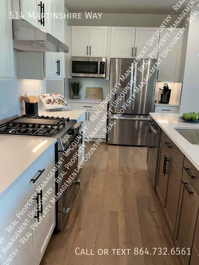 514 Martinshire Way - Photo 3 of 27