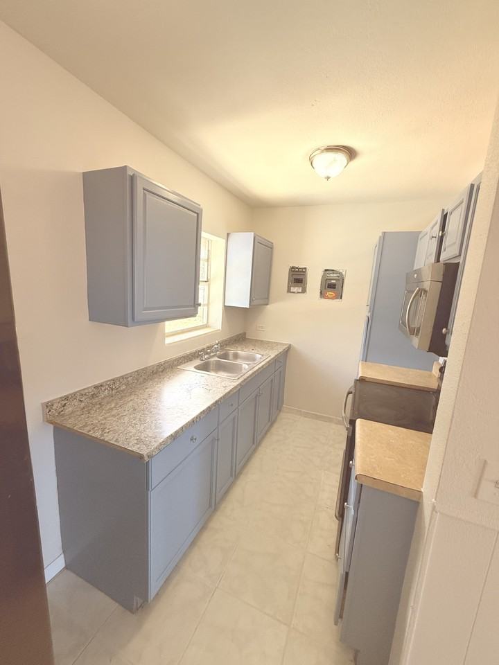 2102 S 3rd St #NA - Photo 6 of 15