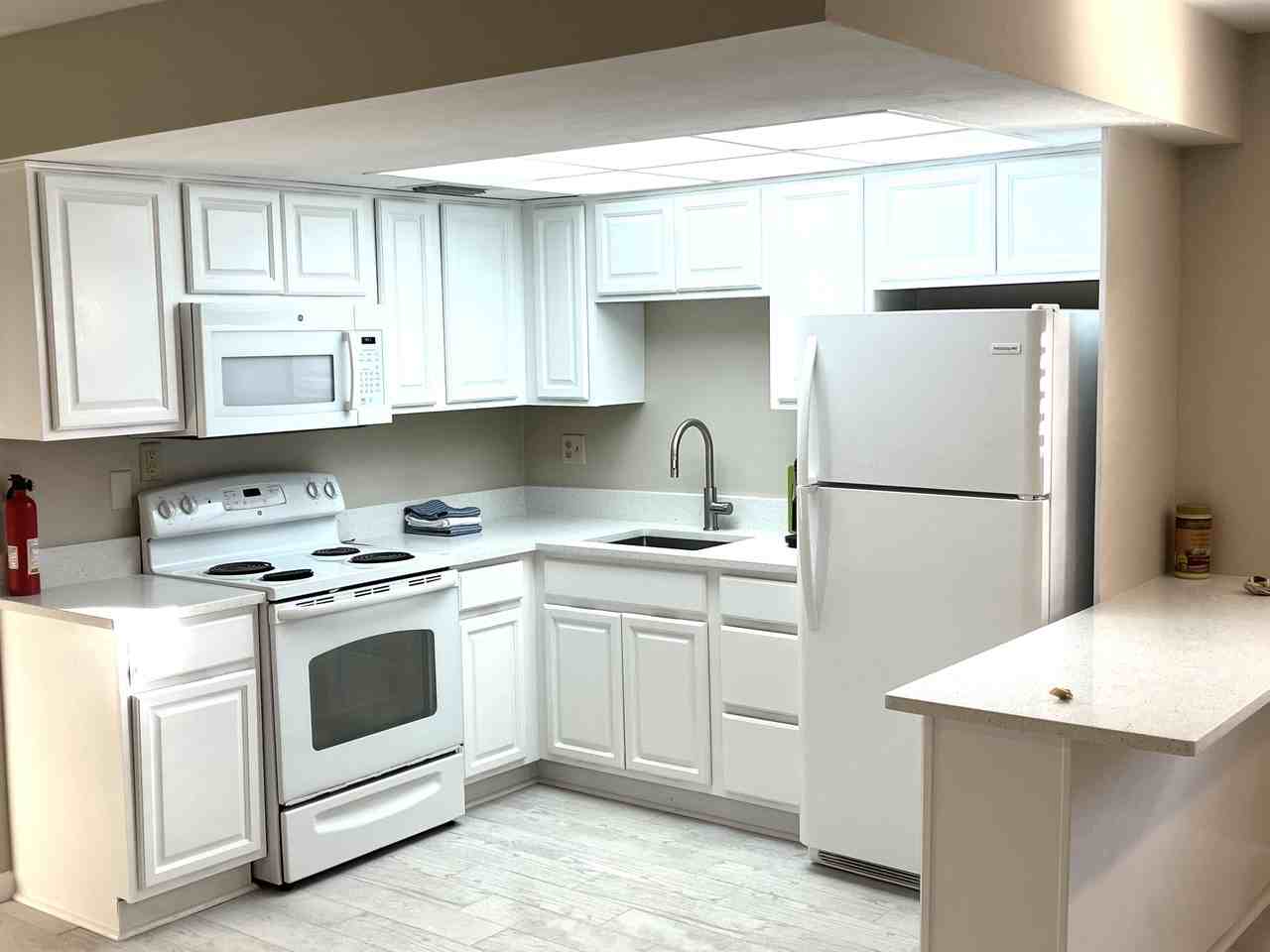 220 Park Blvd N #203 - Photo 4 of 9