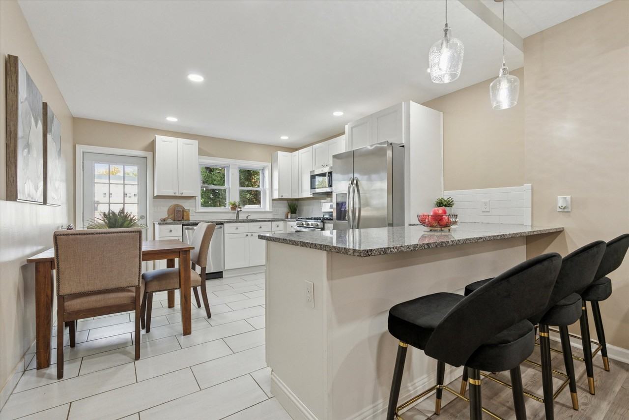 39 W Front St #NA - Photo 3 of 20