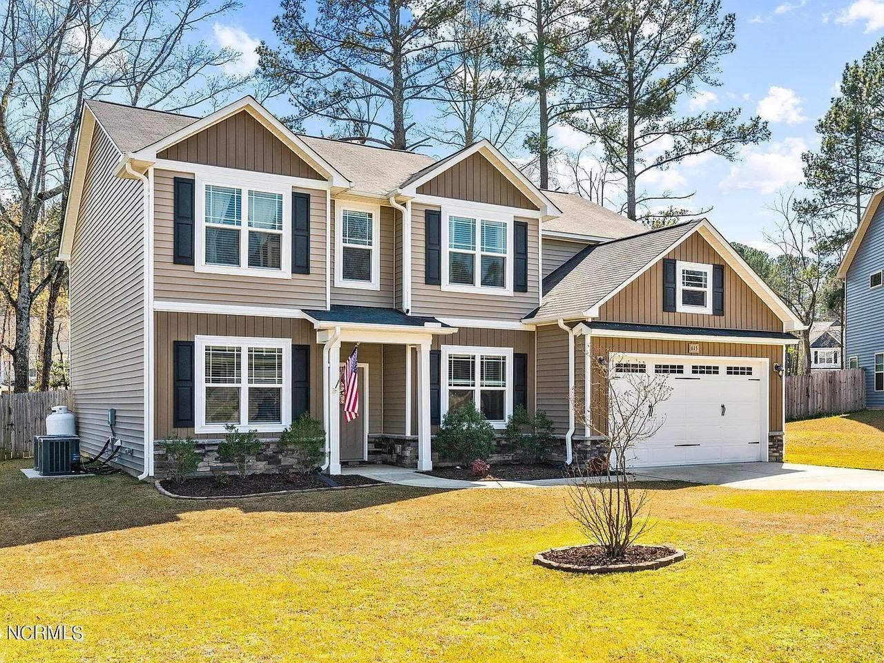 615 Overland Ct #NA - Photo 3 of 36