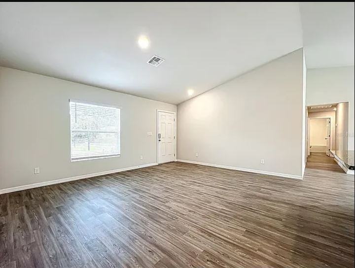 1492 Biscayne Dr #NA - Photo 2 of 15