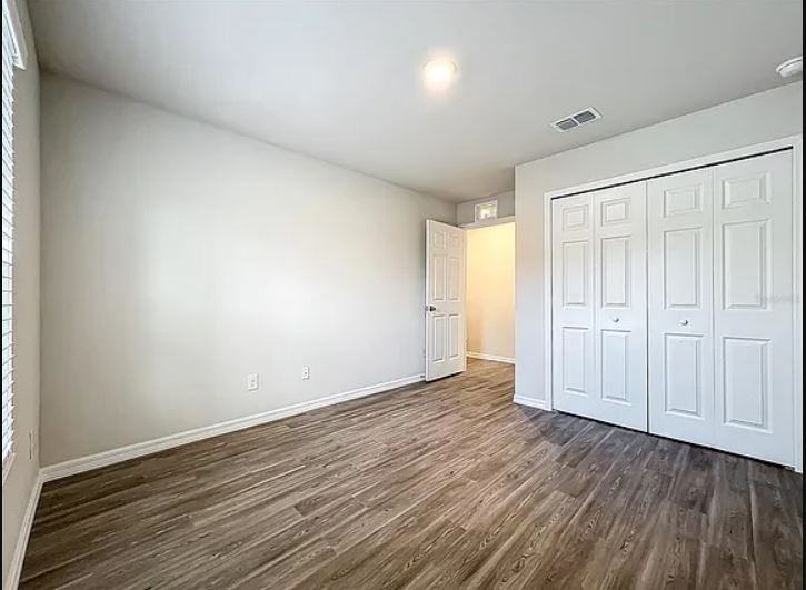 1492 Biscayne Dr #NA - Photo 3 of 15