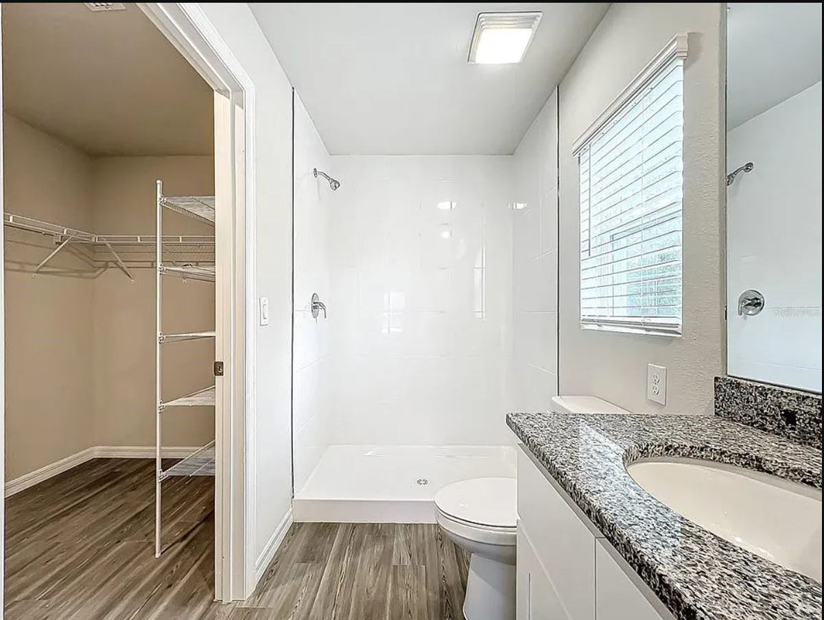 1492 Biscayne Dr #NA - Photo 4 of 15