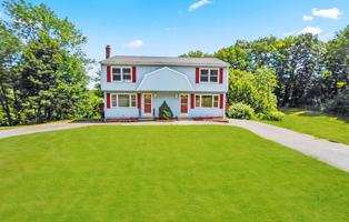 featured image of 15 Sunnyside Ln #A