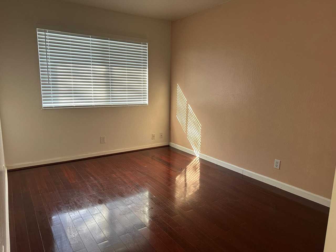 1227 Casita Dr #2 - Photo 6 of 16