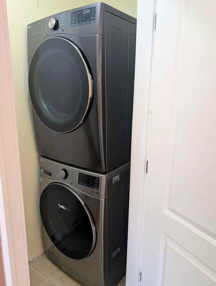 1200 Bretta St #31 - Photo 5 of 10