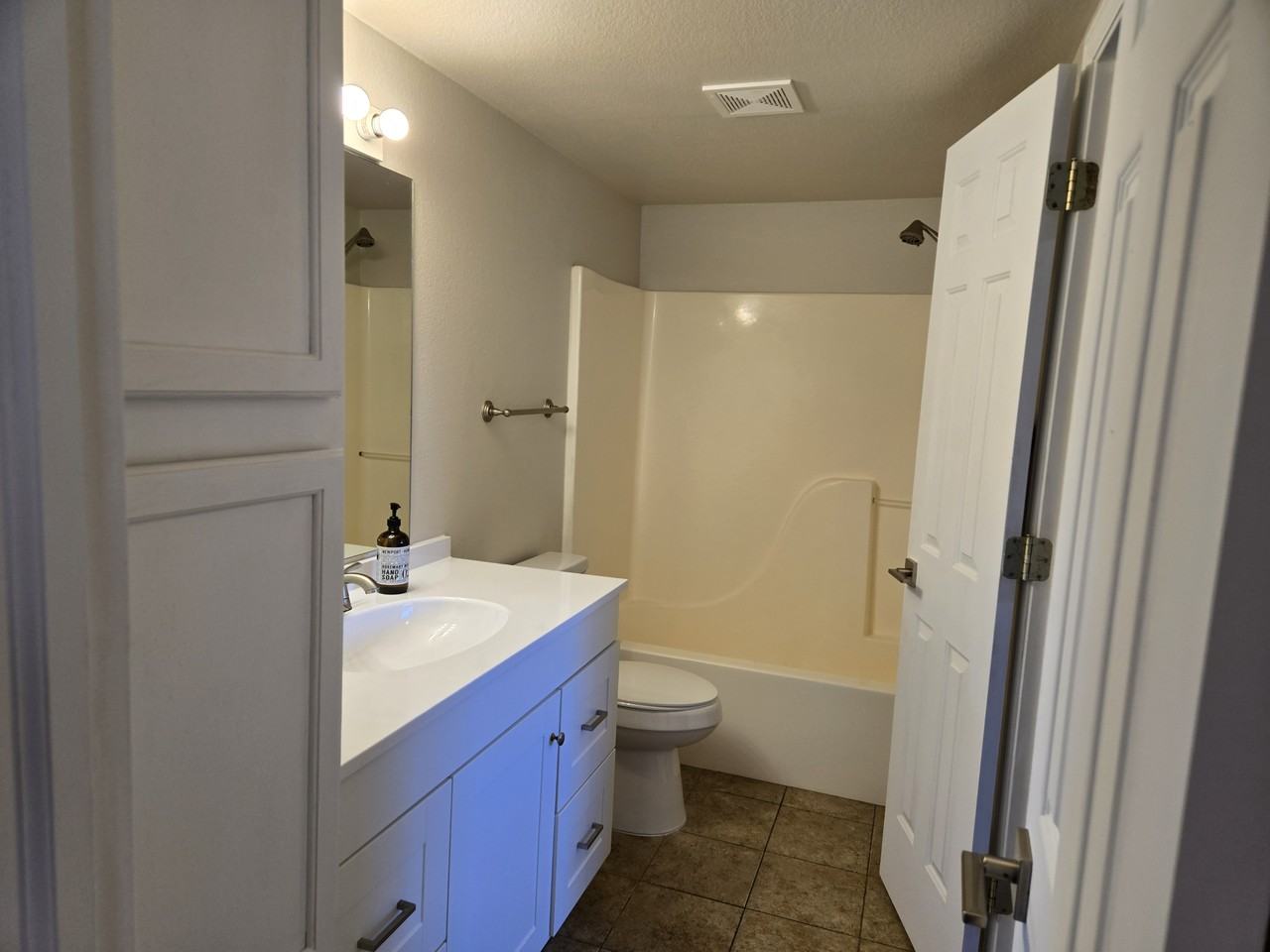 5102 Sunset Ridge Ct #1 - Photo 2 of 5