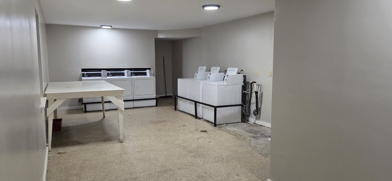 650 Central (Atrium) - Photo 6 of 7