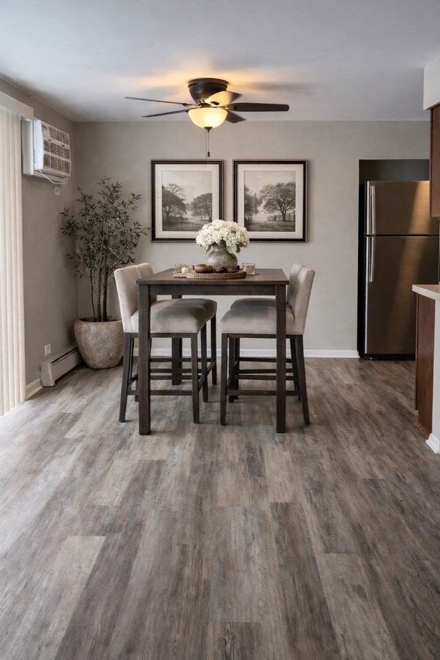 12818 Carriage Lane - Photo 3 of 9