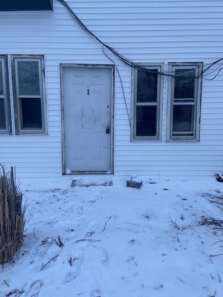 2926 Francis Street - Photo 2 of 12