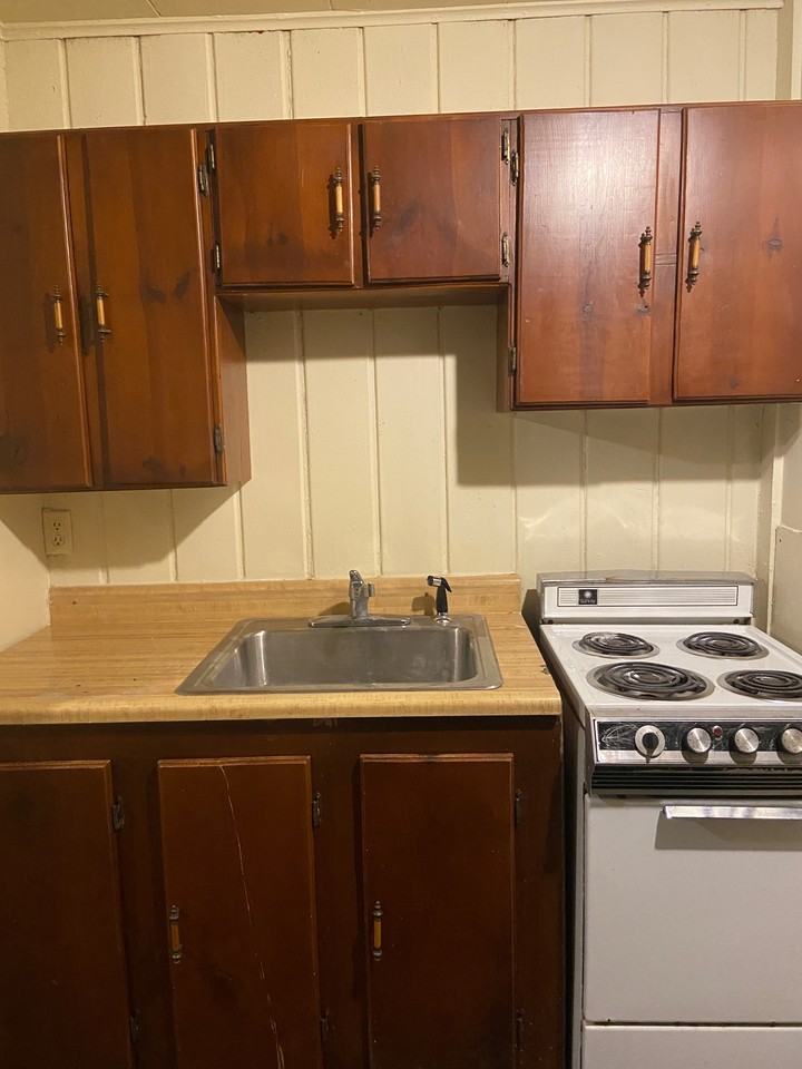 2926 Francis Street - Photo 4 of 12