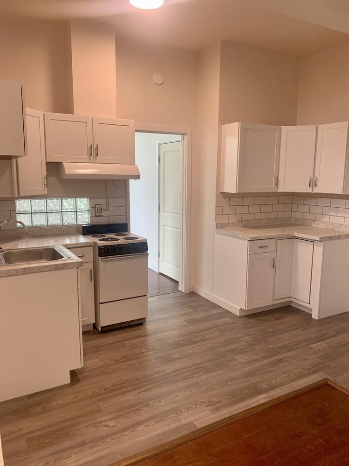 519 1st Avenue Southwest - Photo 3 of 10