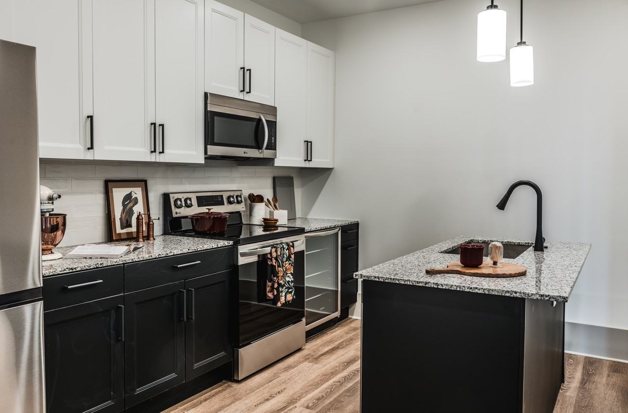 Farmhouse at Lantern Commons - Photo 4 of 18