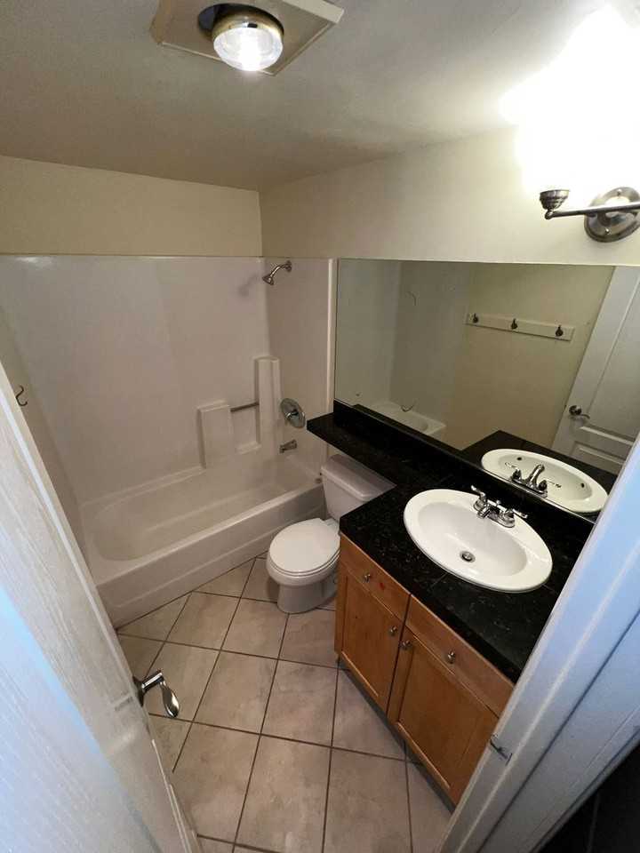 4150 34th St #1 - Photo 5 of 12