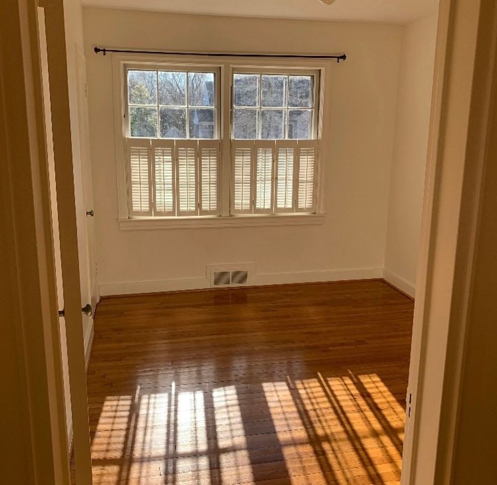 106 W Newlyn St - Photo 4 of 10