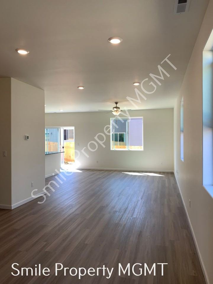 3584 Sw 42nd Ter - Photo 6 of 15