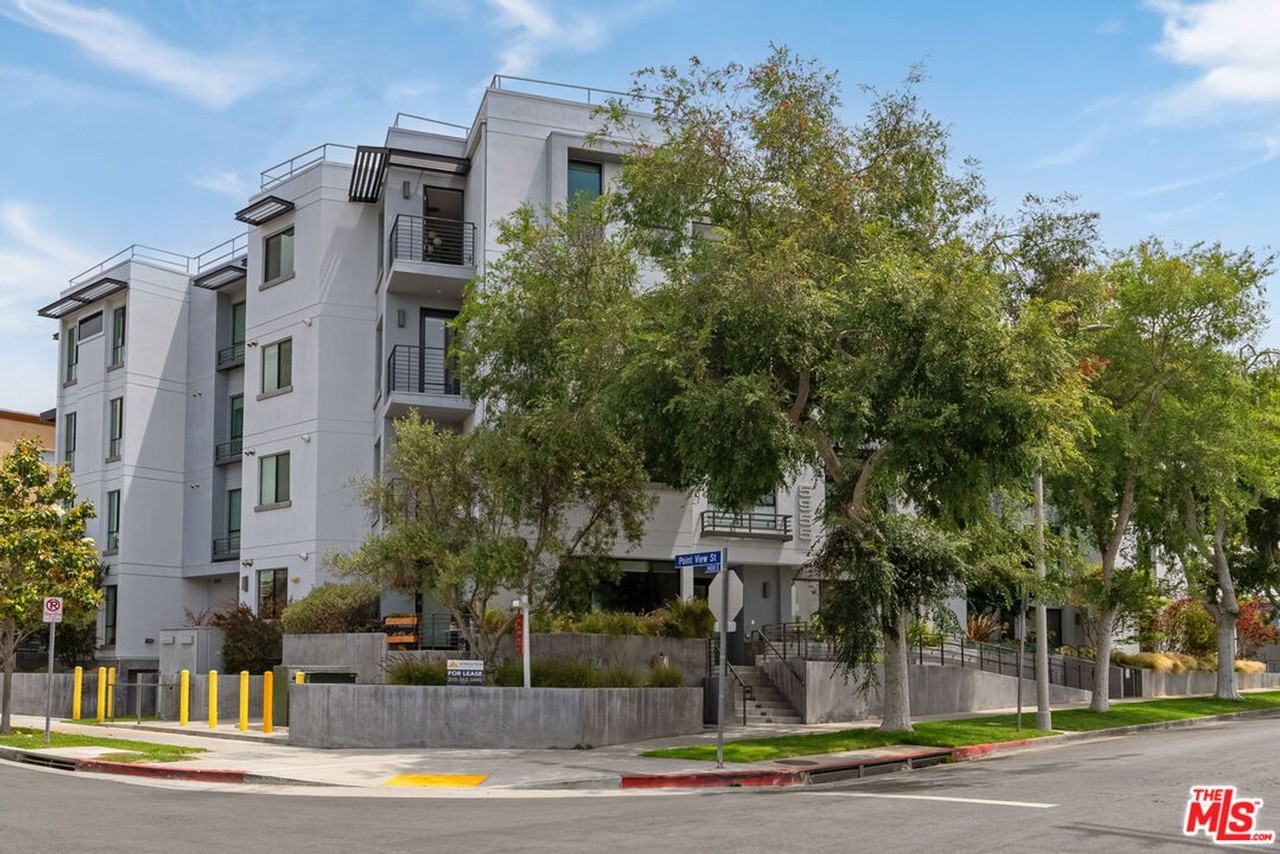 The Saturn 5955 - Photo 7 of 50