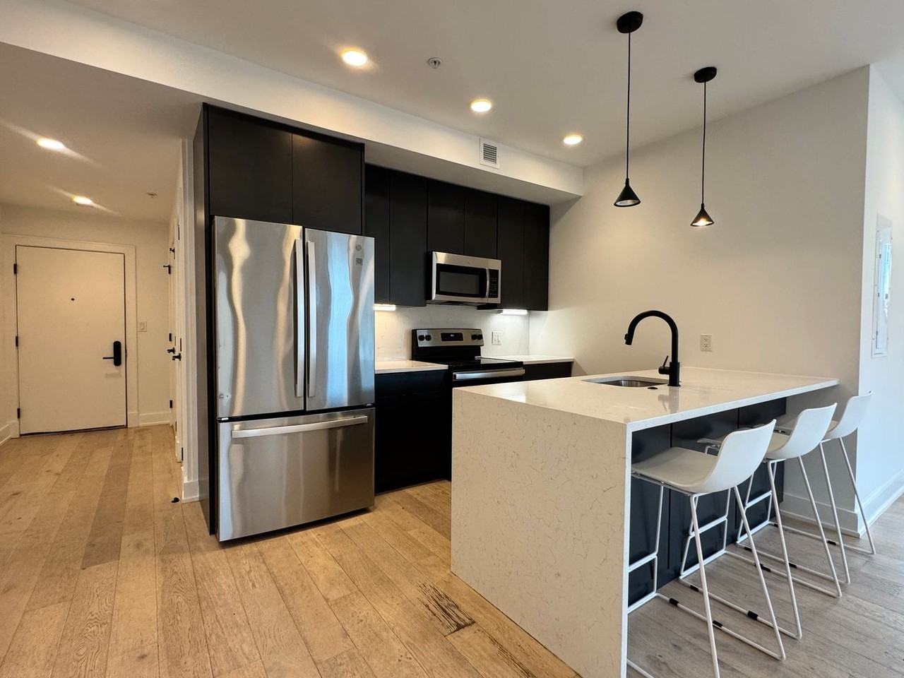 965 Frankford - Photo 2 of 30