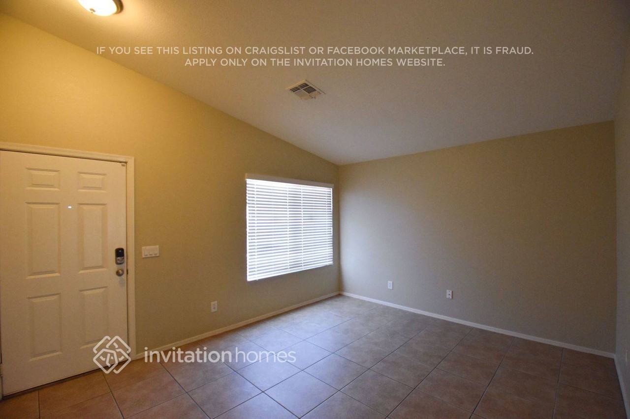 5409 S 7th Dr - Photo 2 of 17