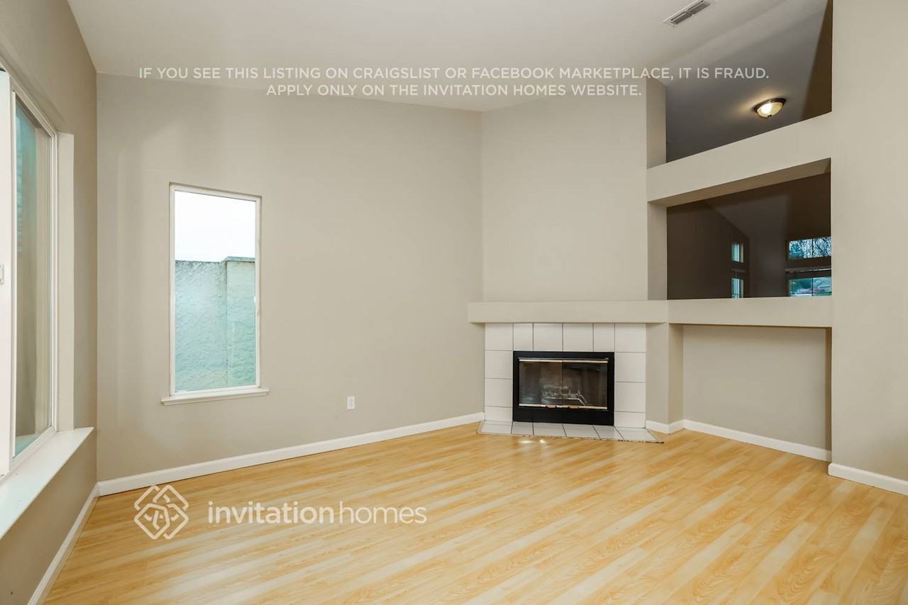 5000 Mesa Ridge Dr - Photo 4 of 17