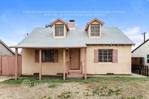 featured image of 806 E Amelia Ave