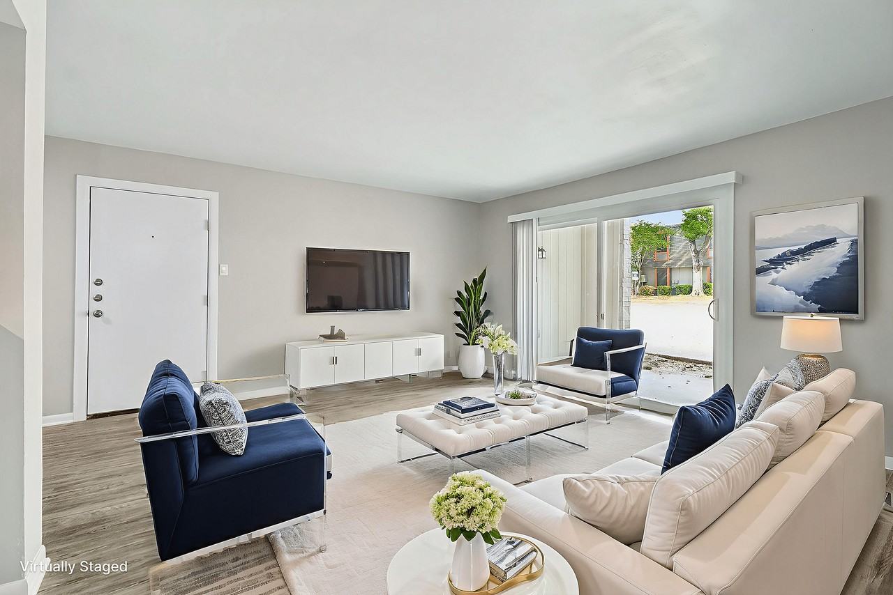 Amber Hill - Photo 2 of 50