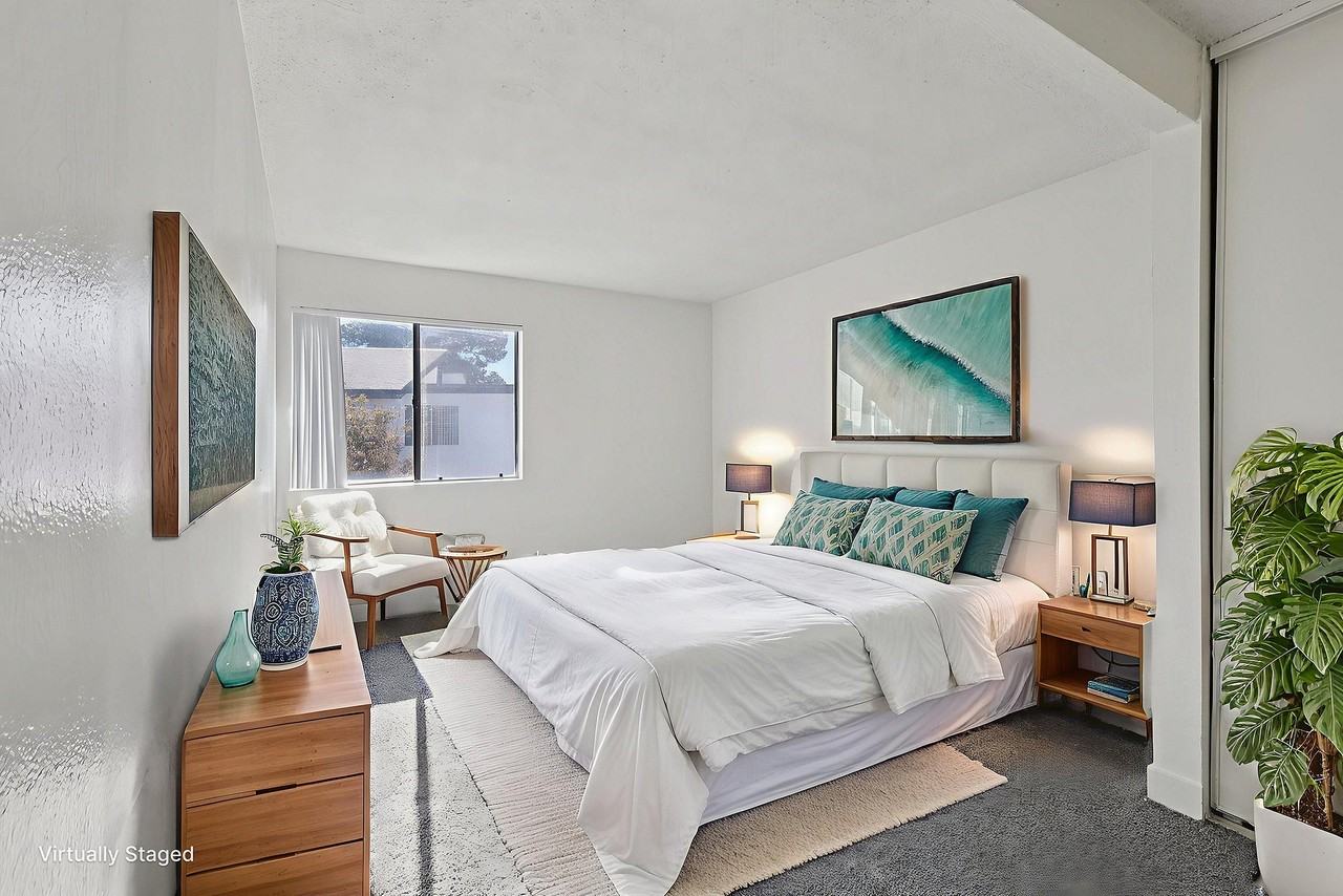 Tropicana Royale - Photo 3 of 19