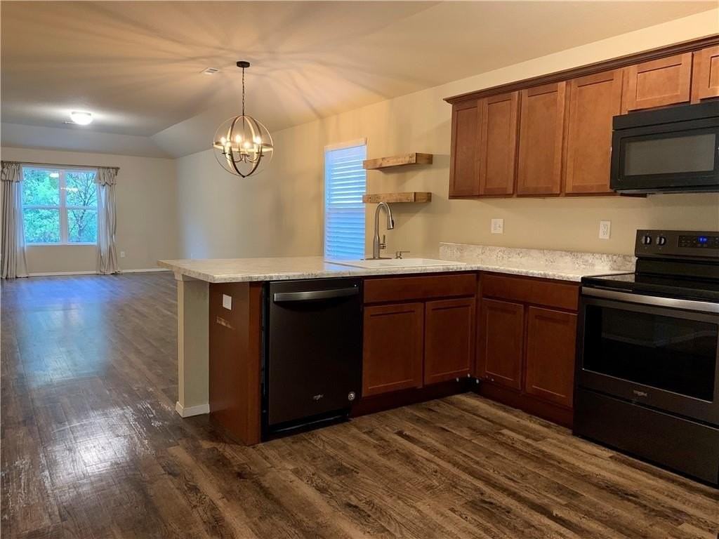 7851 Bridgegate Ave - Photo 6 of 19