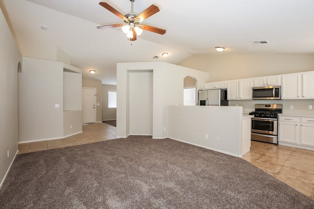 3742 Saint Peter Ct - Photo 6 of 16