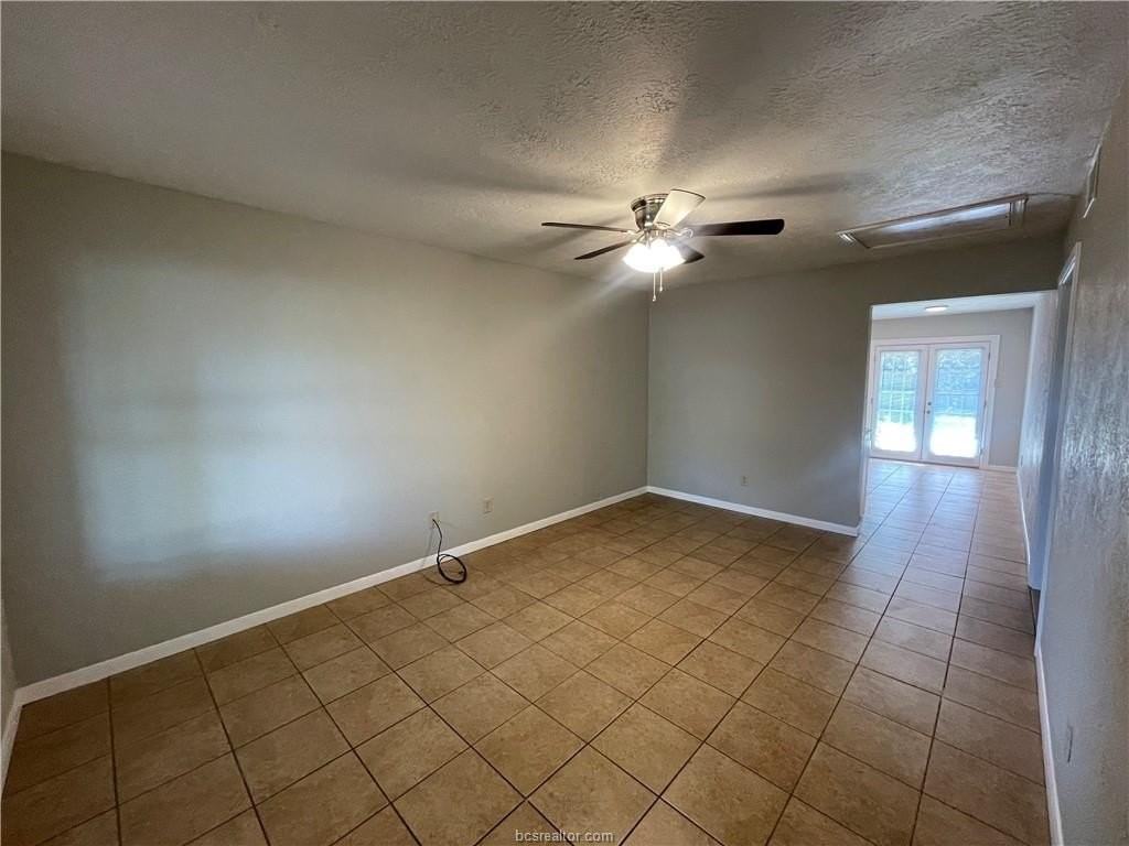 808 Llano Pl - Photo 3 of 13