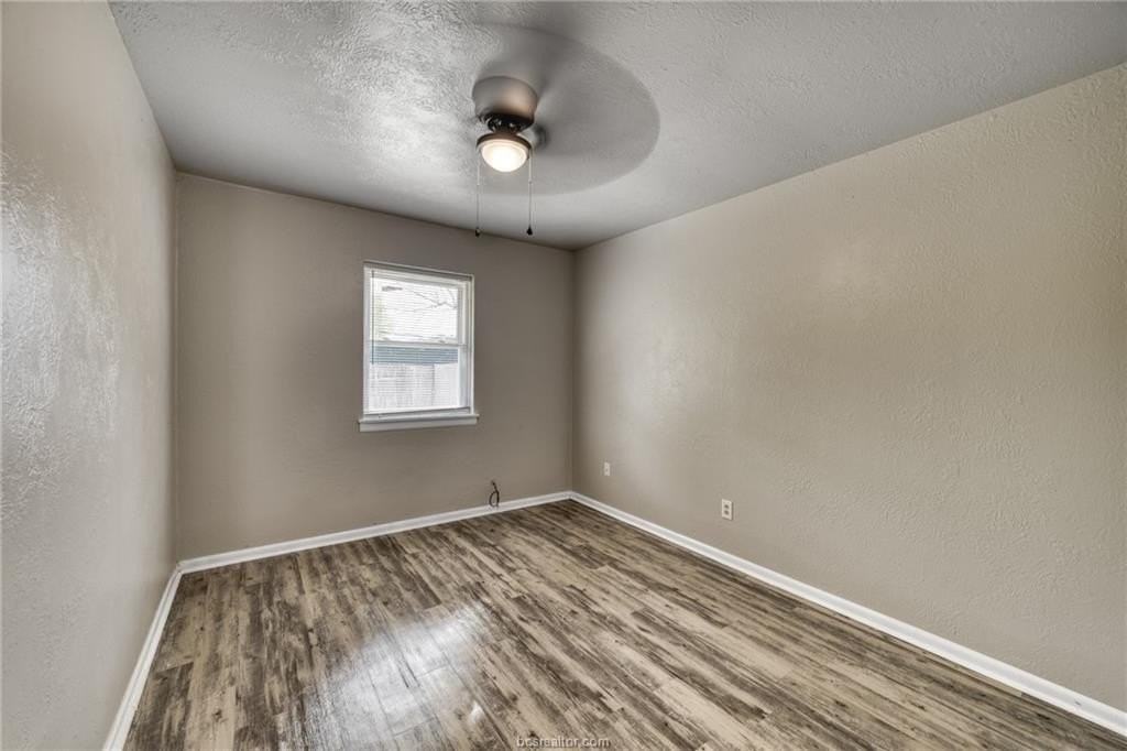 704 Llano Pl - Photo 5 of 14