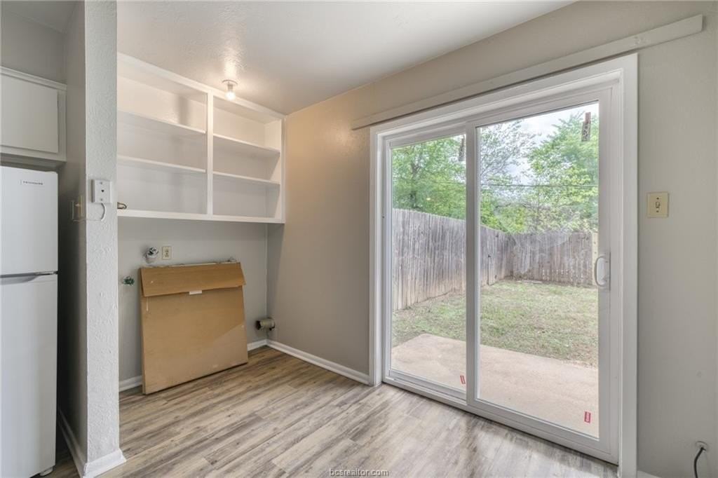 704 Llano Pl - Photo 6 of 14