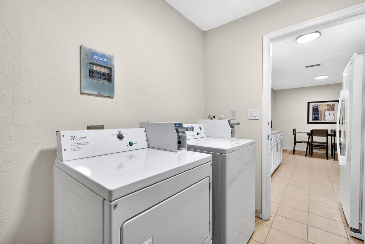 Aquarius Ct - Photo 7 of 12