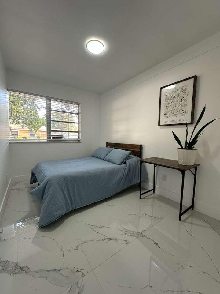 N 23rd Ave - Photo 7 of 12