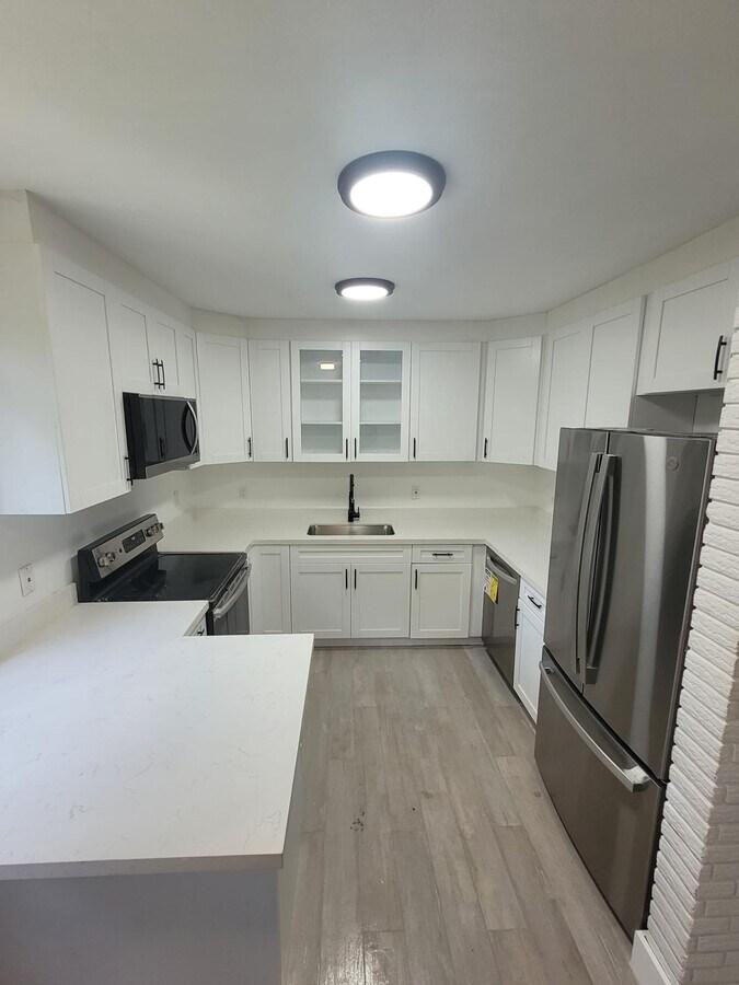 Polk St - Photo 6 of 12