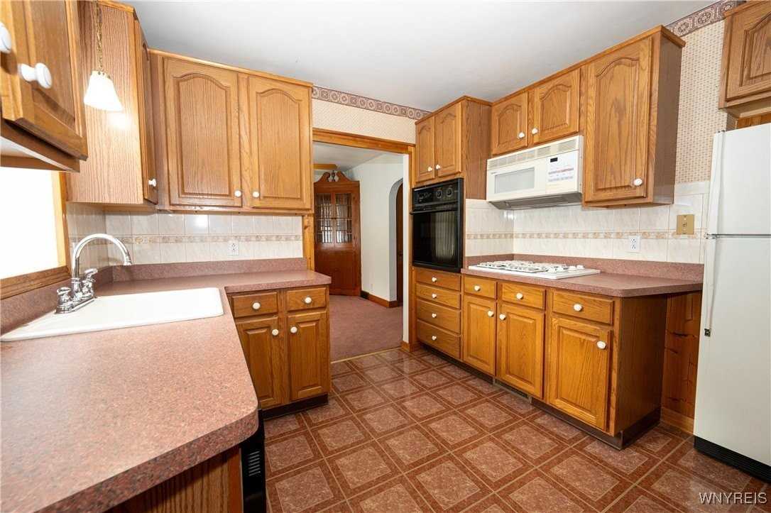 4097 Bailey Ave - Photo 6 of 50