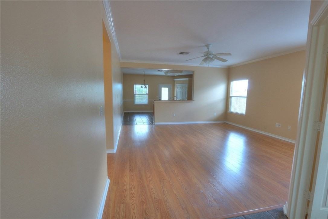 6509 Malachite Dr - Photo 3 of 32