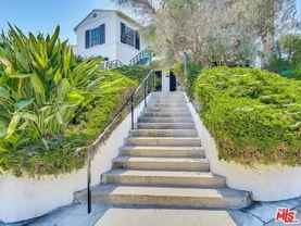 1703 Kelton Ave - Photo 1 of 1