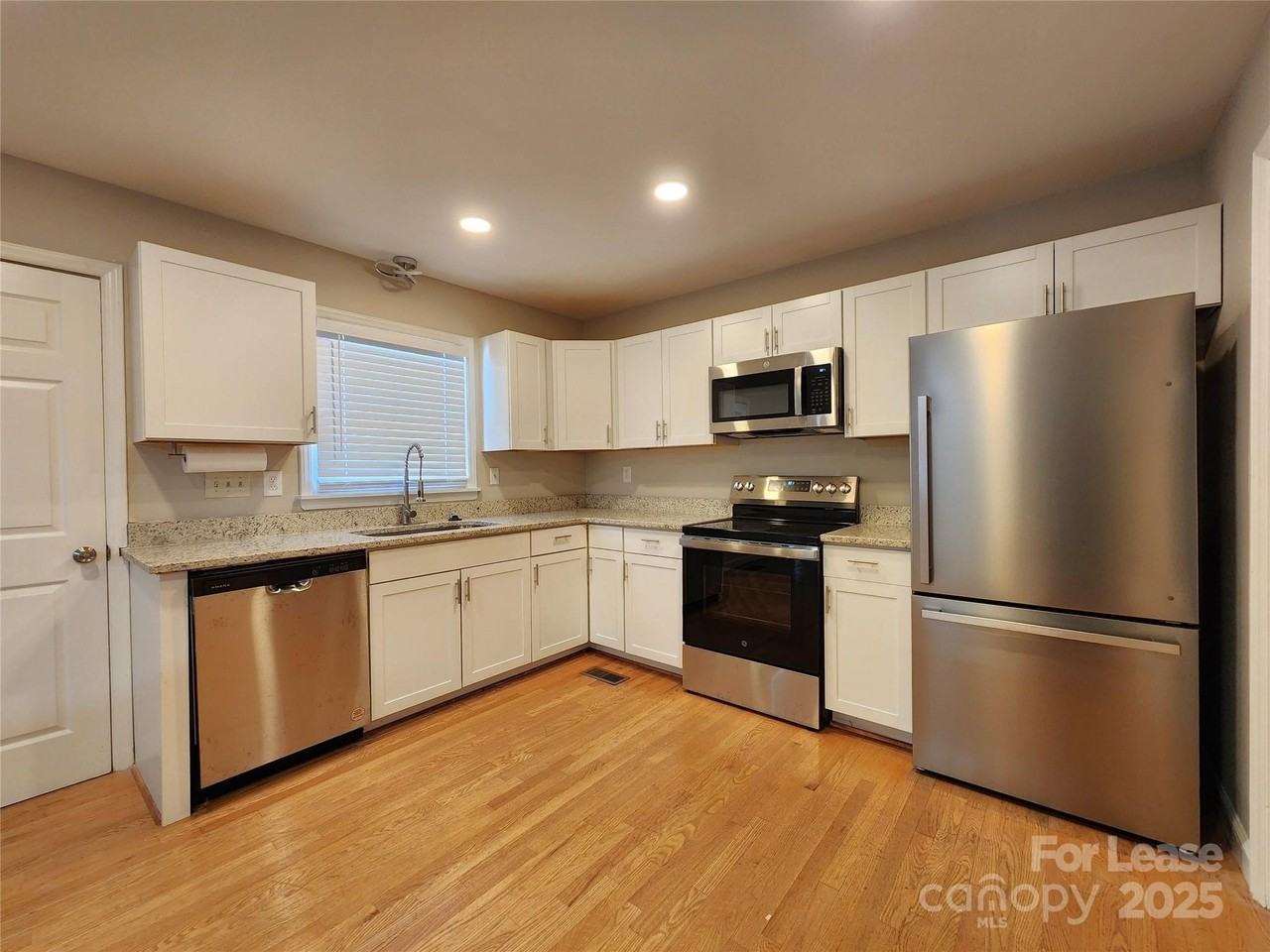 6618 Hartsell Pl - Photo 5 of 23