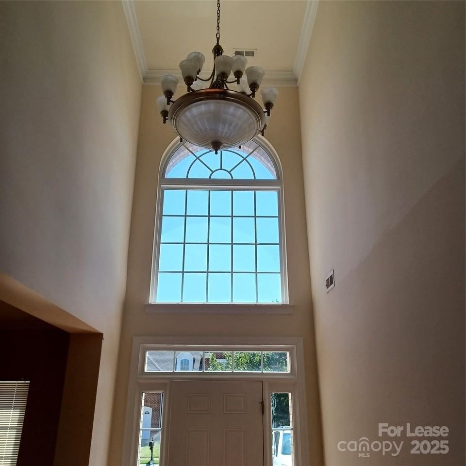 11312 Huntington Meadow Ln - Photo 3 of 17