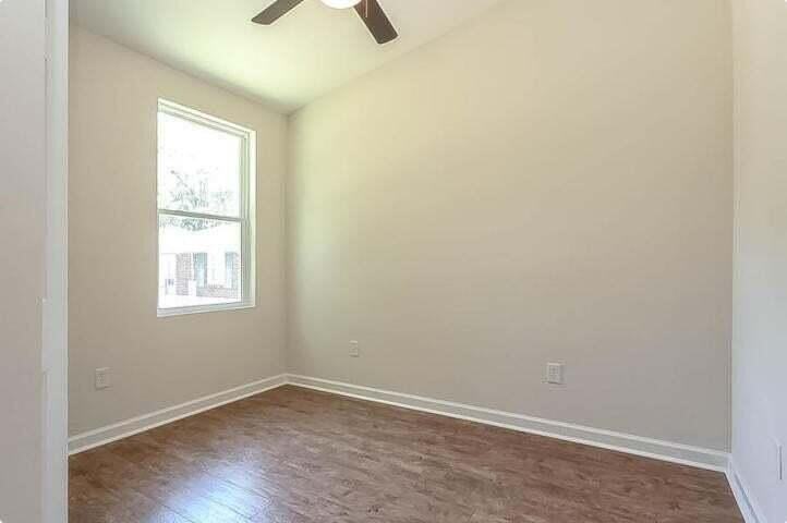 514 Bank St - Photo 5 of 9