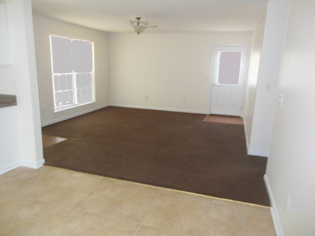 818 Allen Rd - Photo 2 of 8