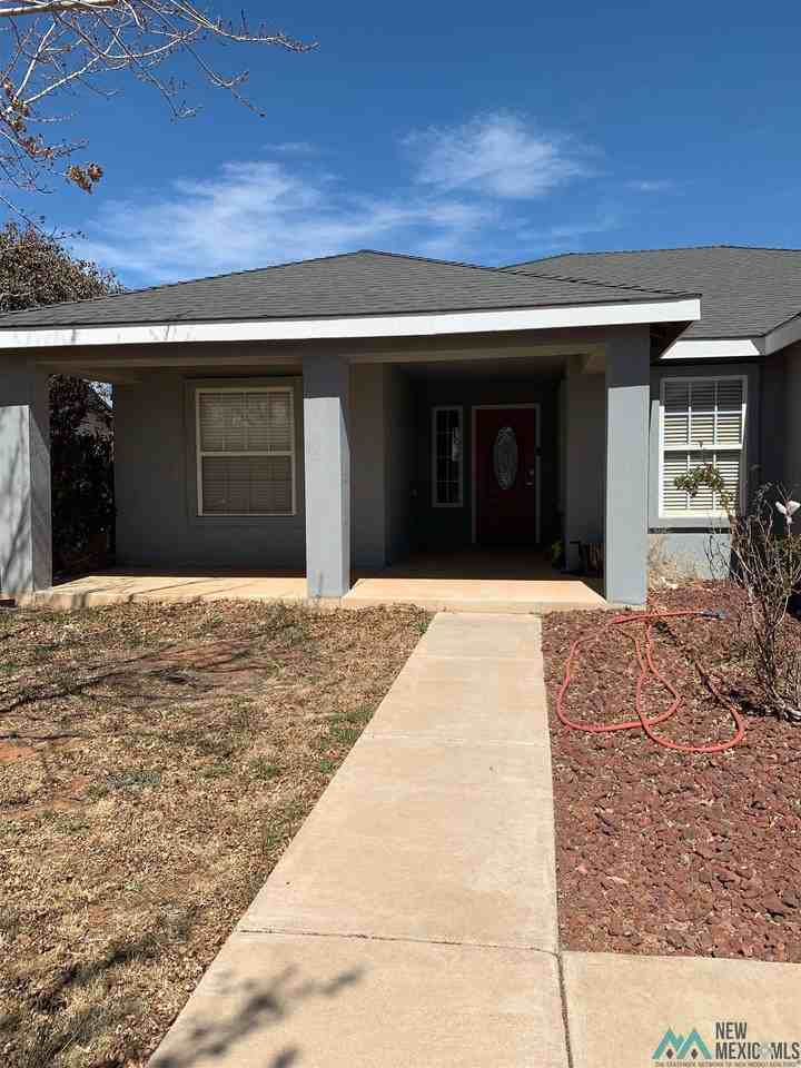 2104 Hali Ln - Photo 2 of 26