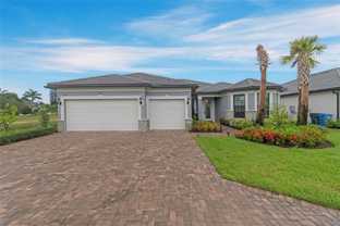 4566 Silverwood Ln N - Photo 1 of 1